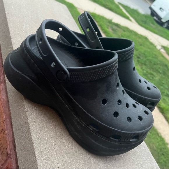 Bae Platform Crocs - Picture 3 of 4